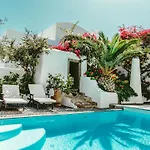 Villa In Santorini With Stunning Outdoor Kitchen *