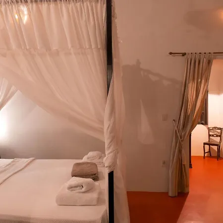 别墅 In Santorini With Stunning Outdoor Kitchen *