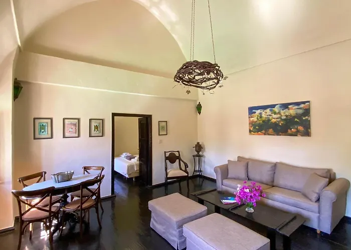 فيلة In Santorini With Stunning Outdoor Kitchen *