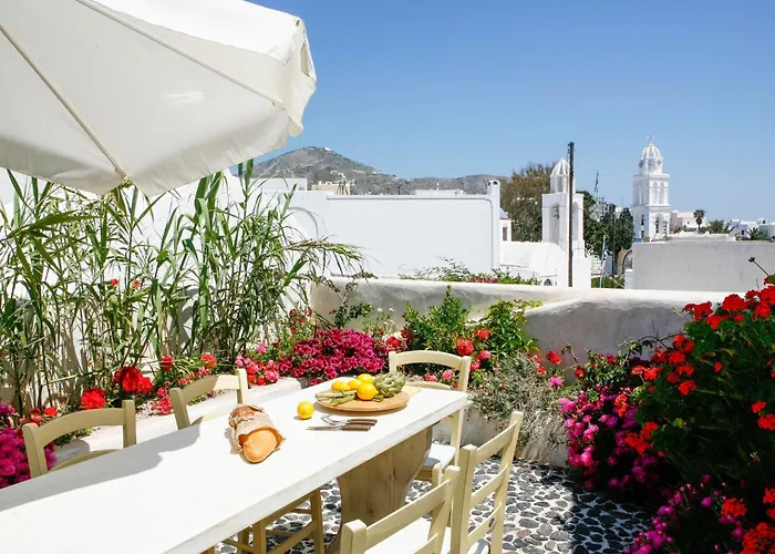 In Santorini With Stunning Outdoor Kitchen * ميغالوخوري