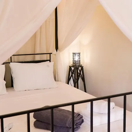 וילה In Santorini With Stunning Outdoor Kitchen *