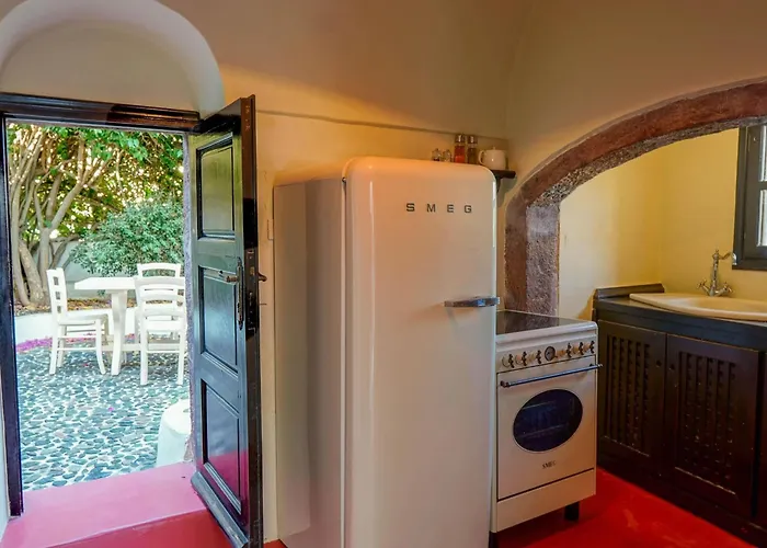 Вилла In Santorini With Stunning Outdoor Kitchen Мегалохори